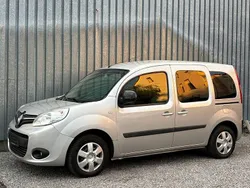 Grau Gebraucht 2018 Renault Kangoo Experience Van / Kleinbus | 6.900 € (Guter Preis)