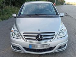 Silber Gebraucht 2010 Mercedes B160 Van / Kleinbus | 6.999 € (Etwas zu teuer)