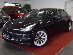 Schwarz Gebraucht 2021 Tesla Model 3 Long Range Limousine | 25.999 € (Guter Preis)