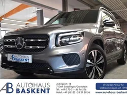 Grau Gebraucht 2020 Mercedes GLB200 Night SUV | 33.990 € (Fairer Preis)