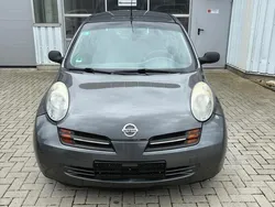 Grau Gebraucht 2003 Nissan Micra Kleinwagen | 1.000 € (Fairer Preis)