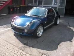 Blau metallic Gebraucht 2004 Smart Roadster Brabus Cabrio | 9.989 €