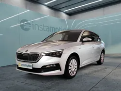 Silber Gebraucht 2024 Skoda Scala Tour Kleinwagen | 25.580 €