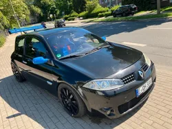 Schwarz Gebraucht 2004 Renault Mégane II R.S. Kleinwagen | 7.500 €
