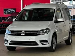 Weiß Gebraucht 2018 VW Caddy Highline Van / Kleinbus | 21.850 € (Superpreis)