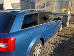 Blau Gebraucht 2001 Audi A4 Kombi | 2.499 € (Fairer Preis)