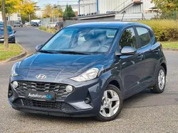 Grau Gebraucht 2023 Hyundai i10 Trend Kleinwagen | 13.999 € (Guter Preis)