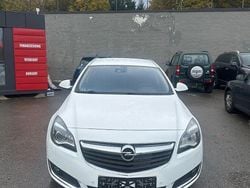 Weiß Gebraucht 2016 Opel Insignia Business Innovation Kombi | 7.500 € (Guter Preis)