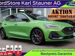 Grün Neu 2025 Ford Focus ST Limousine | 39.680 € (Guter Preis)
