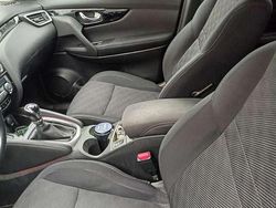 Schwarz Gebraucht 2017 Nissan Qashqai SUV | 8.700 € (Guter Preis)
