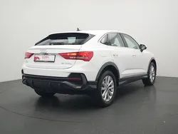 Ibisweiß Gebraucht 2022 Audi Q3 Sportback Ambiente SUV | 31.480 € (Guter Preis)