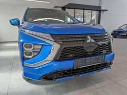Laser blau Gebraucht 2024 Mitsubishi Eclipse Cross Top SUV | 32.970 € (Etwas zu teuer)