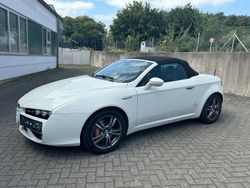 Weiß Gebraucht 2010 Alfa Romeo Spider Cabrio | 12.999 € (Fairer Preis)