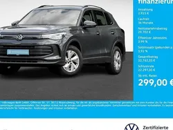 Delfingrau metallic Gebraucht 2024 VW Tiguan Basis SUV | 32.627 € (Superpreis)