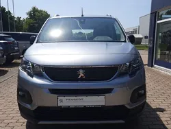 Grau Gebraucht 2021 Peugeot Rifter Allure Van / Kleinbus | 24.990 € (Teuer)