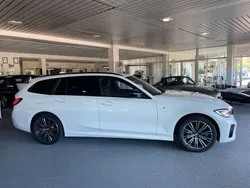 Weiß Gebraucht 2021 BMW 330e M Sport Limousine | 37.500 € (Fairer Preis)