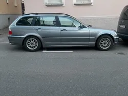 Grau Gebraucht 2004 BMW 318 Kombi | 1.800 € (Teuer)