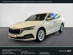 Candyweiss (weiß) Gebraucht 2023 Skoda Octavia Style Kombi | 26.750 € (Etwas zu teuer)