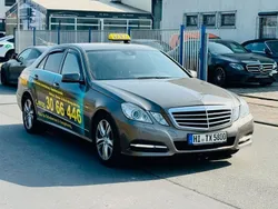 Grau Gebraucht 2012 Mercedes E200 Avantgarde Limousine | 15.990 € (Teuer)