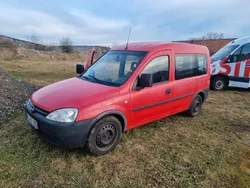 Rot Gebraucht 2007 Opel Combo Van / Kleinbus | 2.700 € (Teuer)