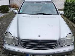 Silber Gebraucht 2001 Mercedes C180 Classic Limousine | 1.700 € (Guter Preis)