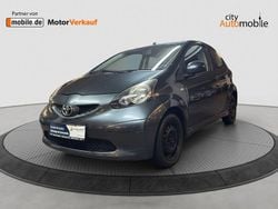 Grau Gebraucht 2008 Toyota Aygo City Kleinwagen | 2.980 € (Fairer Preis)