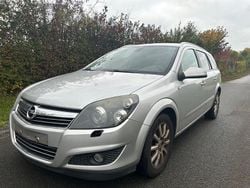 Grau Gebraucht 2008 Opel Astra Kombi | 899 € (Guter Preis)