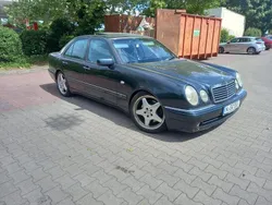 Blau Gebraucht 1997 Mercedes E55 AMG AMG Limousine | 10.700 € (Guter Preis)