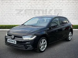 Deep black perleffekt Gebraucht 2024 VW Polo Style Limousine | 23.575 € (Etwas zu teuer)