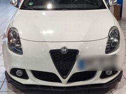 Weiß Gebraucht 2015 Alfa Romeo Giulietta Kleinwagen | 8.700 € (Fairer Preis)