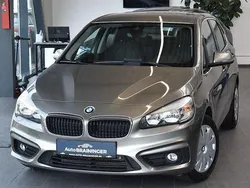 Silber Gebraucht 2015 BMW 218 Active Tourer Basis Van / Kleinbus | 11.980 € (Fairer Preis)