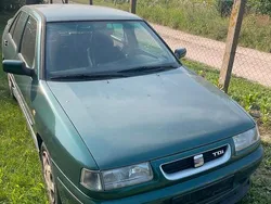 Grün Gebraucht 1998 Seat Toledo Limousine | 1.999 €