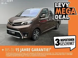 Barriquebraun metallic Gebraucht 2023 Toyota Proace Verso Comfort Kombi | 34.890 € (Guter Preis)