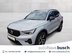 Grau Neu 2025 Volvo XC40 Plus SUV | 35.980 € (Superpreis)