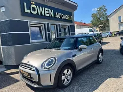Melting silver iii Gebraucht 2022 Mini Cooper Essential Kleinwagen | 13.500 €