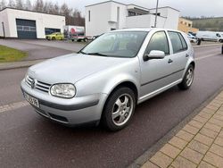 Silber Gebraucht 2001 VW Golf IV Edition Limousine | 1.990 € (Fairer Preis)