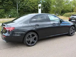 Graphitgrau Gebraucht 2021 Mercedes E300 Avantgarde Limousine | 29.900 € (Superpreis)