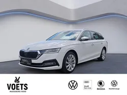 Weiß Gebraucht 2023 Skoda Octavia Style Kombi | 25.488 € (Fairer Preis)
