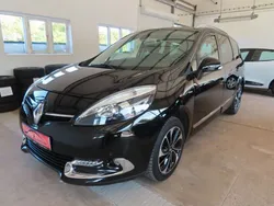 Schwarz Gebraucht 2016 Renault Scénic III Bose Edition Van / Kleinbus | 10.990 € (Teuer)