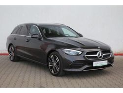Graphitgrau metallic 831a (metallic) Gebraucht 2023 Mercedes C300 Kombi | 34.380 € (Guter Preis)