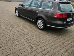 Gelb Gebraucht 2013 VW Passat Kombi | 5.999 € (Fairer Preis)