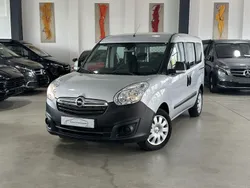 Silber Gebraucht 2019 Opel Combo Van / Kleinbus | 14.880 €