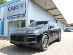 Schwarz Neu 2025 Porsche Cayenne SUV | 115.200 €