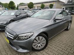 Selenitgrau metalliclack Gebraucht 2021 Mercedes C300e Avantgarde Limousine | 24.990 € (Guter Preis)