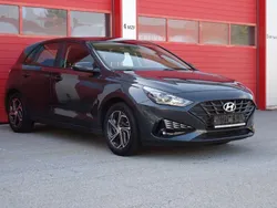 Grau Gebraucht 2021 Hyundai i30 Limousine | 15.590 € (Fairer Preis)