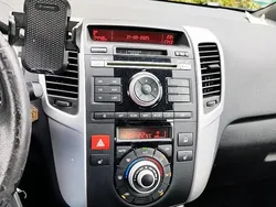 Grau Gebraucht 2010 Kia Venga Kleinwagen | 4.000 € (Fairer Preis)