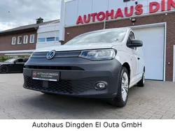 Weiß Gebraucht 2021 VW Caddy Maxi Basis Van / Kleinbus | 18.950 € (Superpreis)