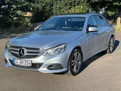 Silber Gebraucht 2013 Mercedes E220 Limousine | 17.200 € (Etwas zu teuer)