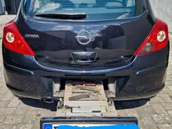 Schwarz Gebraucht 2007 Opel Corsa Sport Limousine | 1.500 € (Guter Preis)