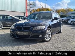 Blau Gebraucht 2009 BMW 318 Comfort Edition Kombi | 3.990 € (Guter Preis)